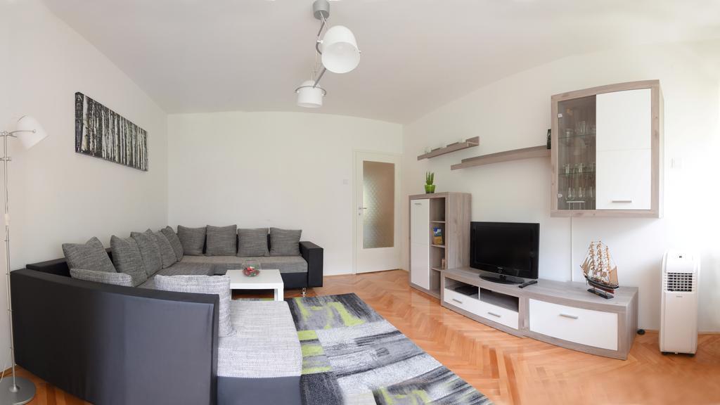 Apartmani Vedmar Загреб Экстерьер фото